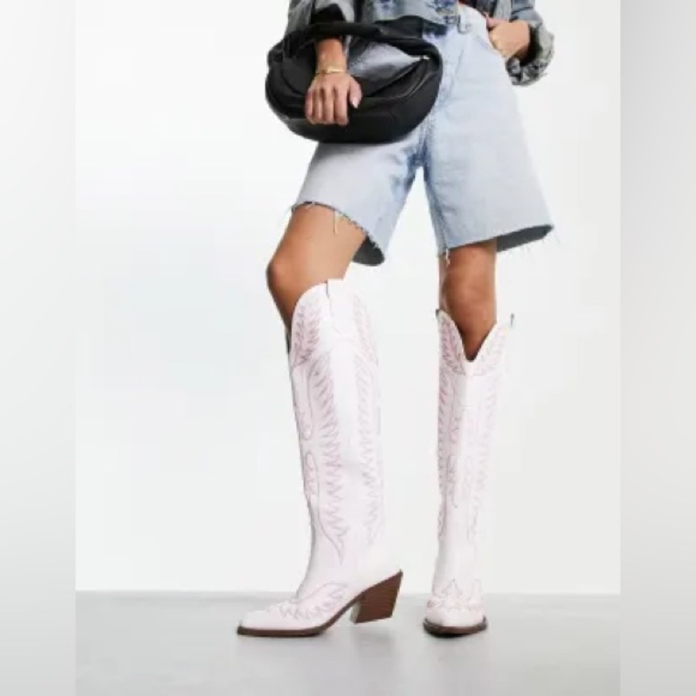 ASOS DESIGN White Chester contrast stitch western knee boot